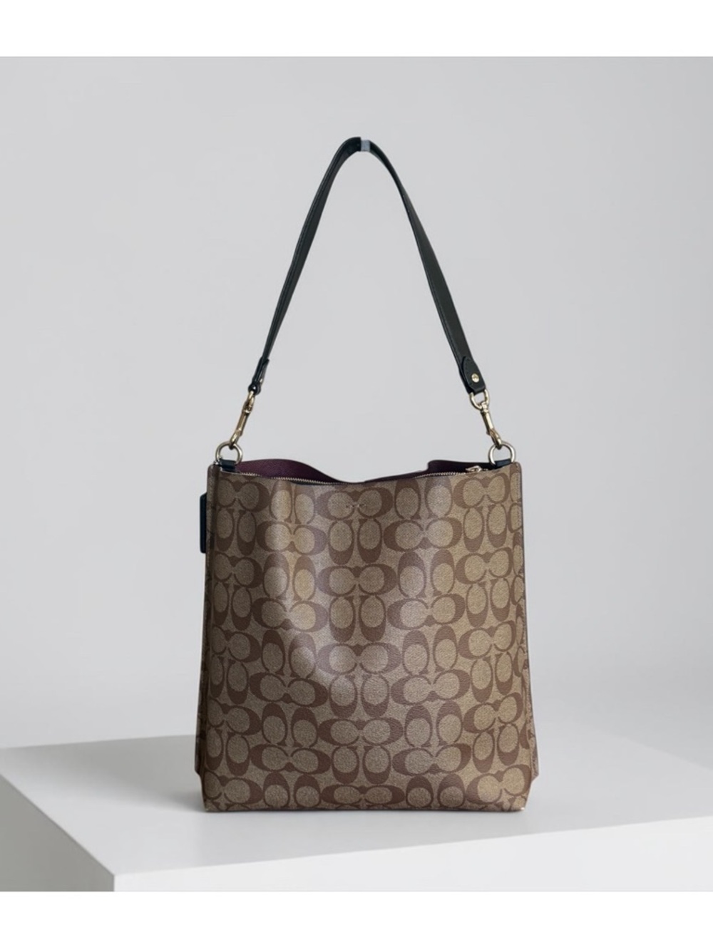 Coach Mollie Signature Canvas Brown Black Shoulder Bucket Bag! - Picture 4 of 16